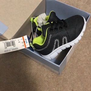 NWT Memory Foam Toddler Sneakers